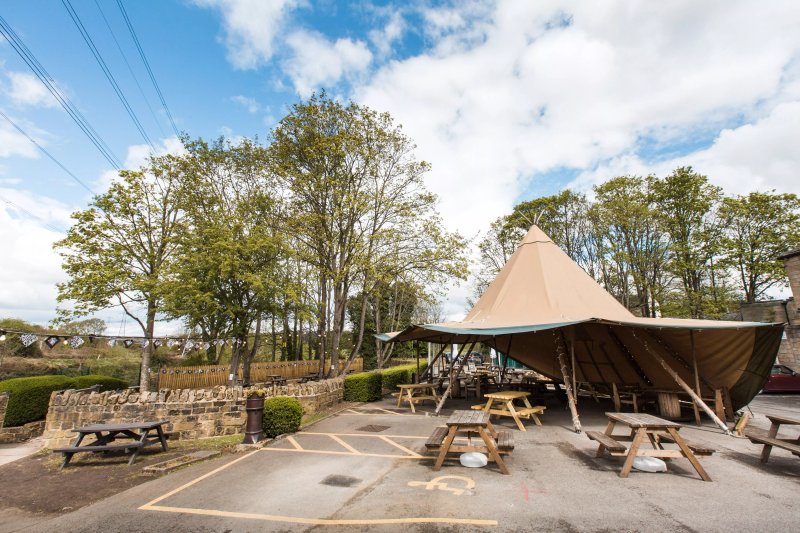 Kirkstall Bridge Inn