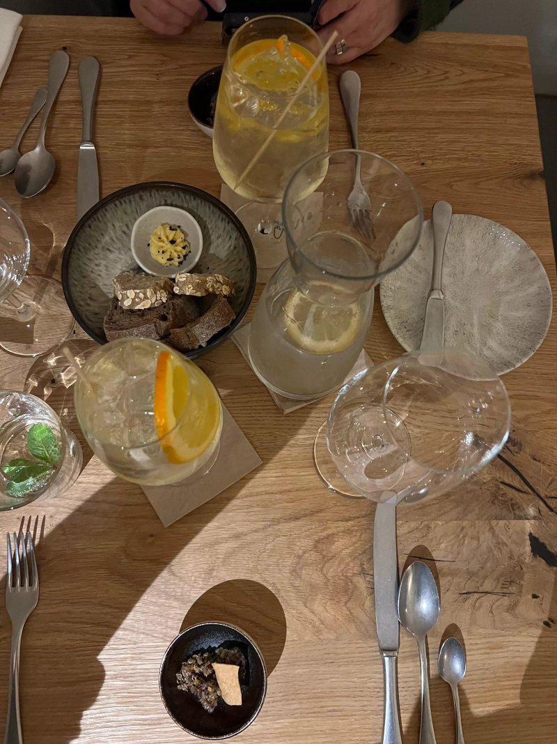 DORY & DU - eatery bar cafe