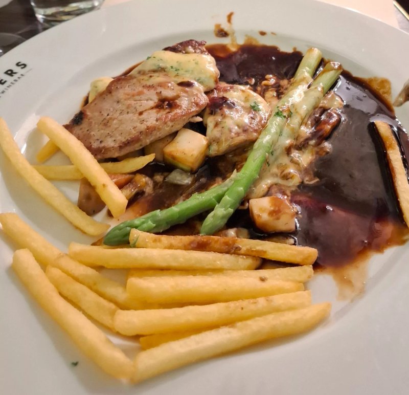 Butlers Bistro & Winebar