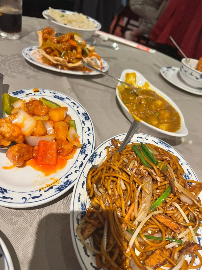 Voongs Chinese Restaurant