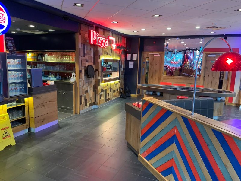 Pizza Hut
