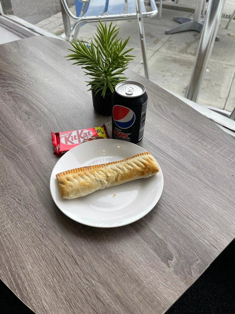 The B.L.T Cafe