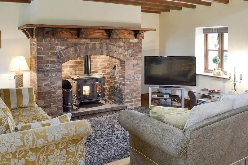 Enjoy the 17 acres of the shared wonderful garden leading down to a pond with