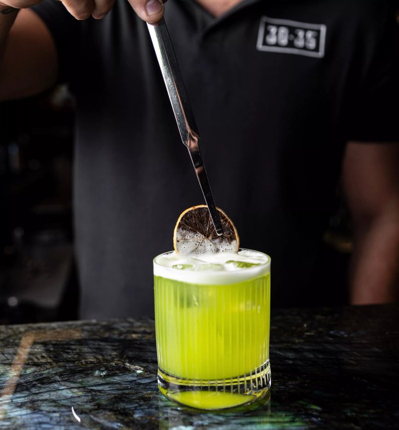 3035 Lounge & Bar