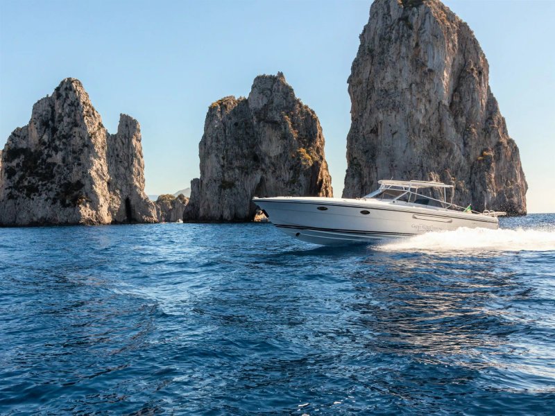 Capri Relax Boats