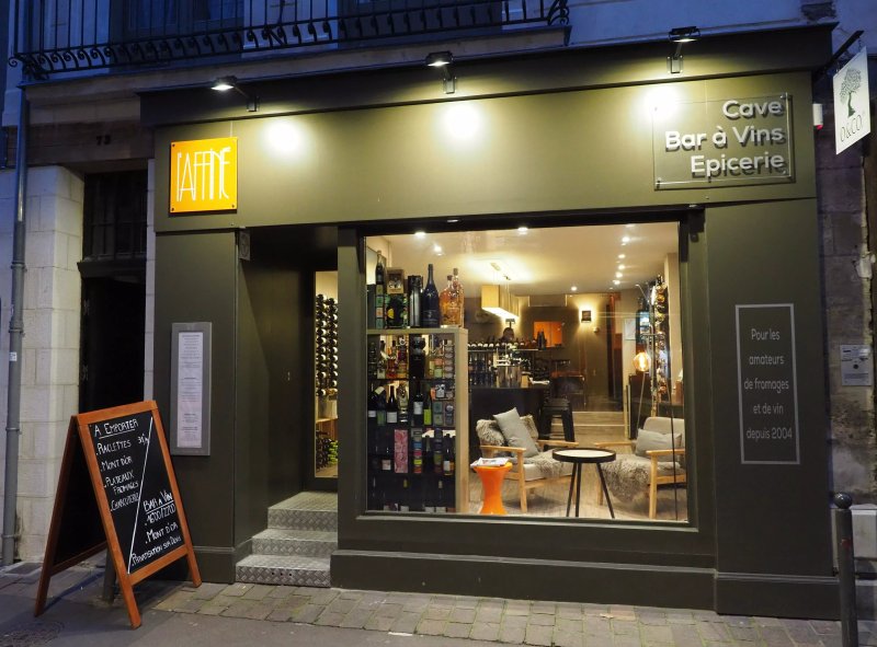 L'affine, Les Comptoirs