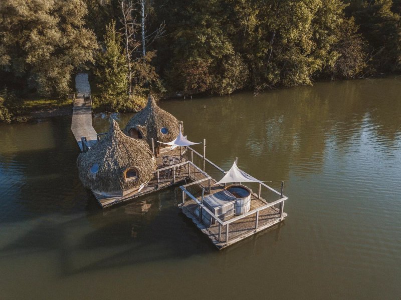Cabanes Des Grands Lacs