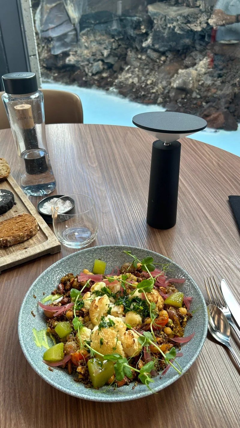 Restaurants & cafés