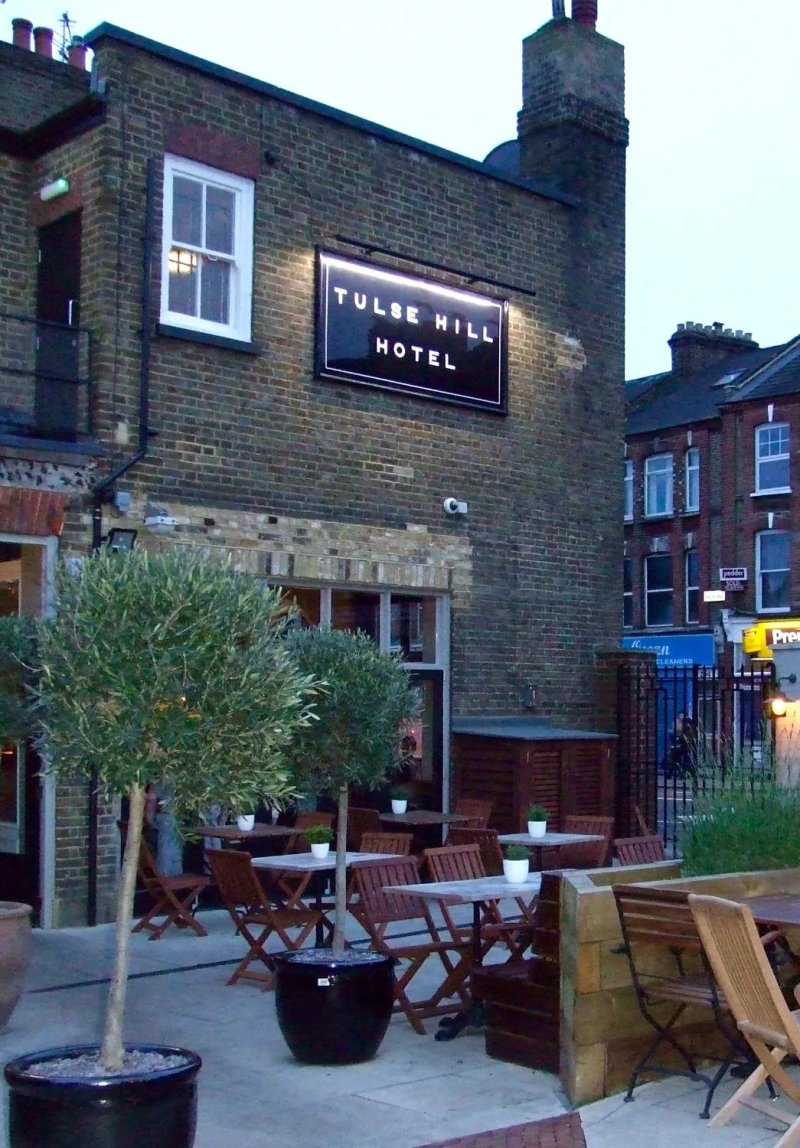 Tulse Hill Hotel