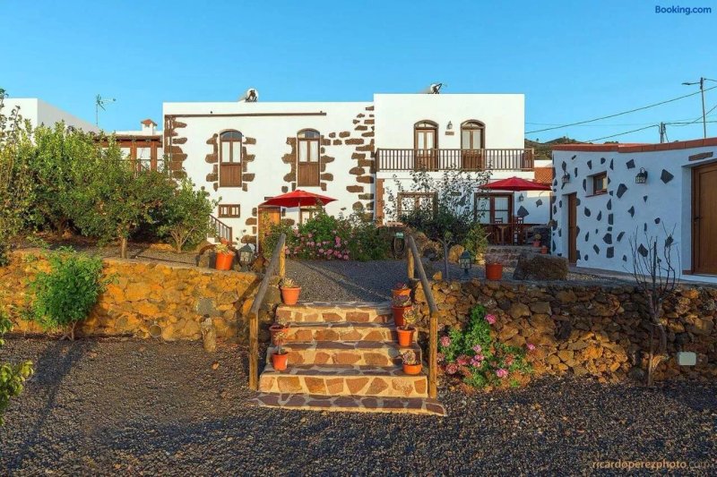 Las Casas del Abuelito Julian Y La Abuela Leonor