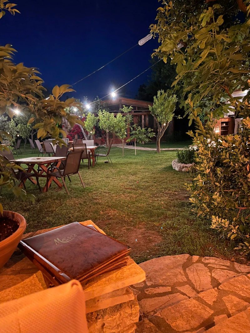 The Garden - Garden Restaurant Cocktail Bar