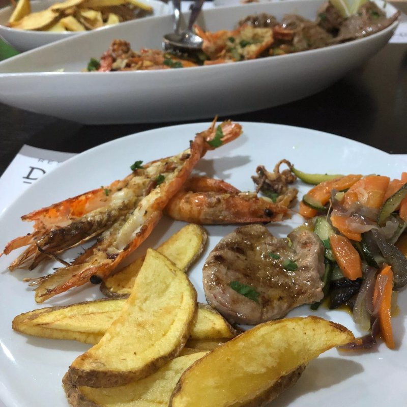 Domus Restaurante & Bar