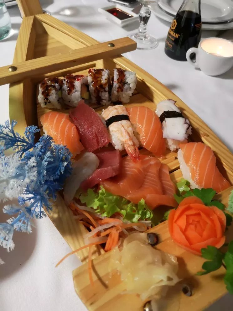 Ristorante Cinese e Giapponese Zhong Yi