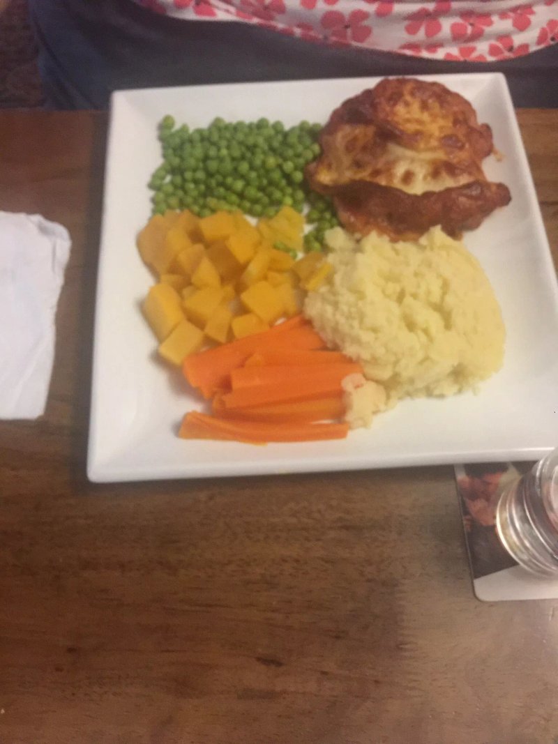 Red Lion Hotel Restaurant