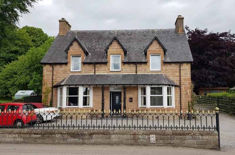 Tullochard Guest House