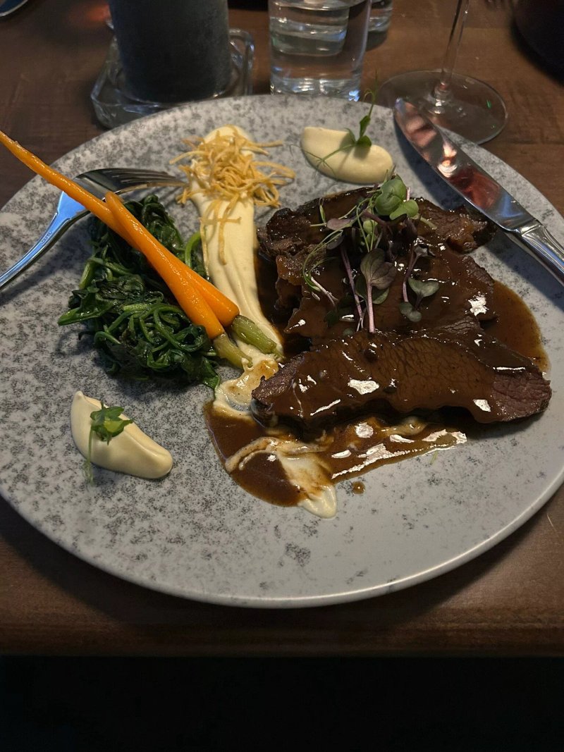 Specht Restaurant
