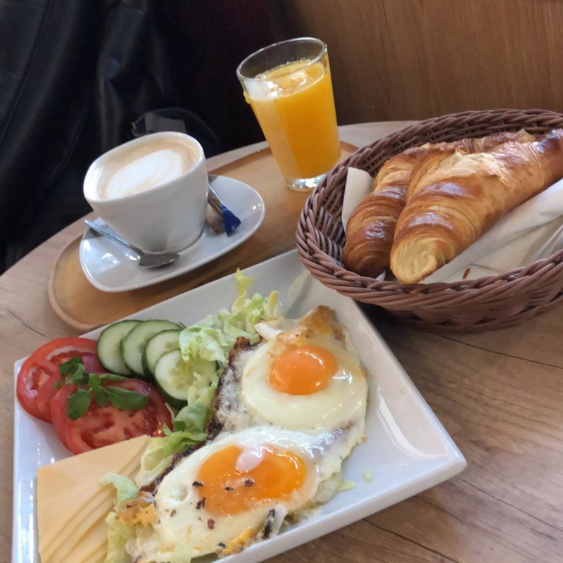 Saint Honore Premium French Bakery