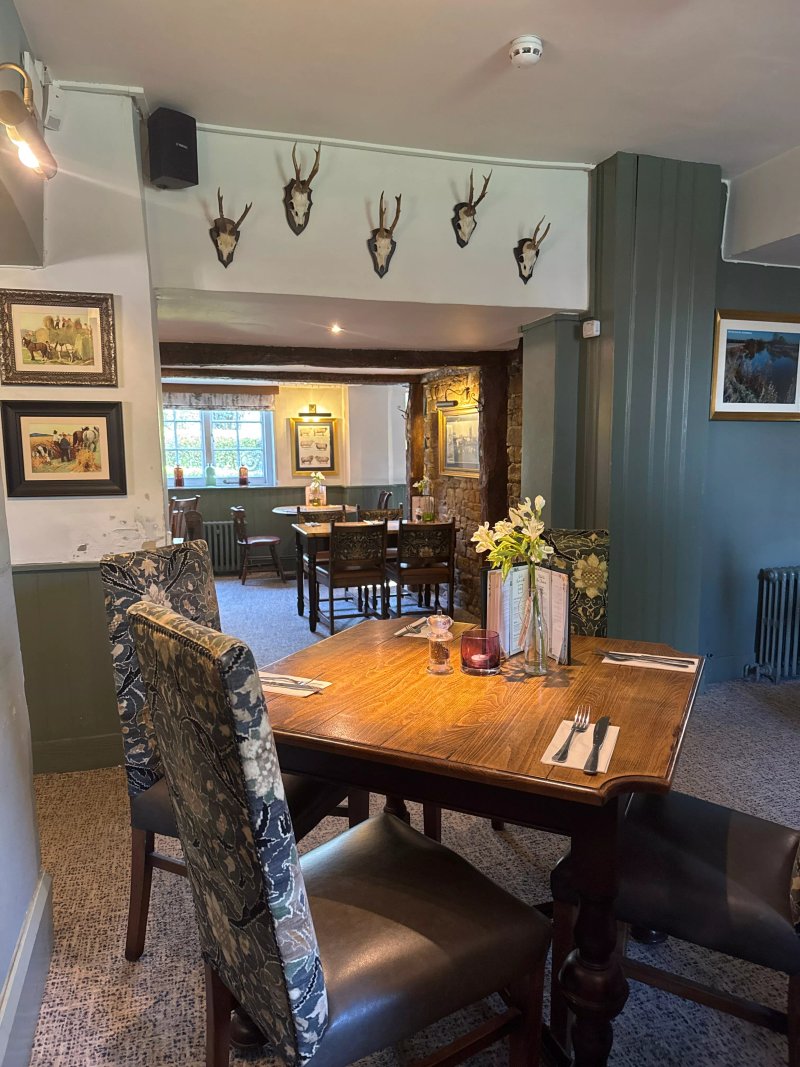Lambs Green Inn
