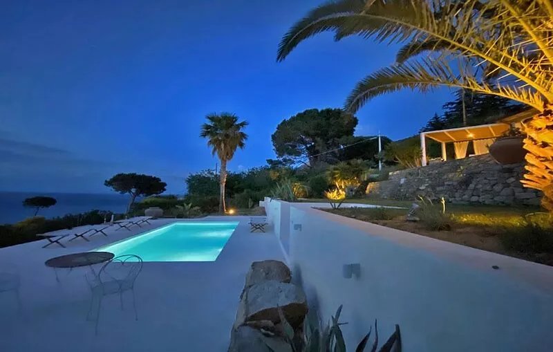 Beautiful Villa with sea view and private pool