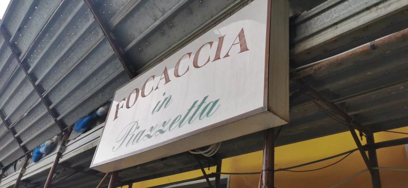 Focaccia in Piazzetta