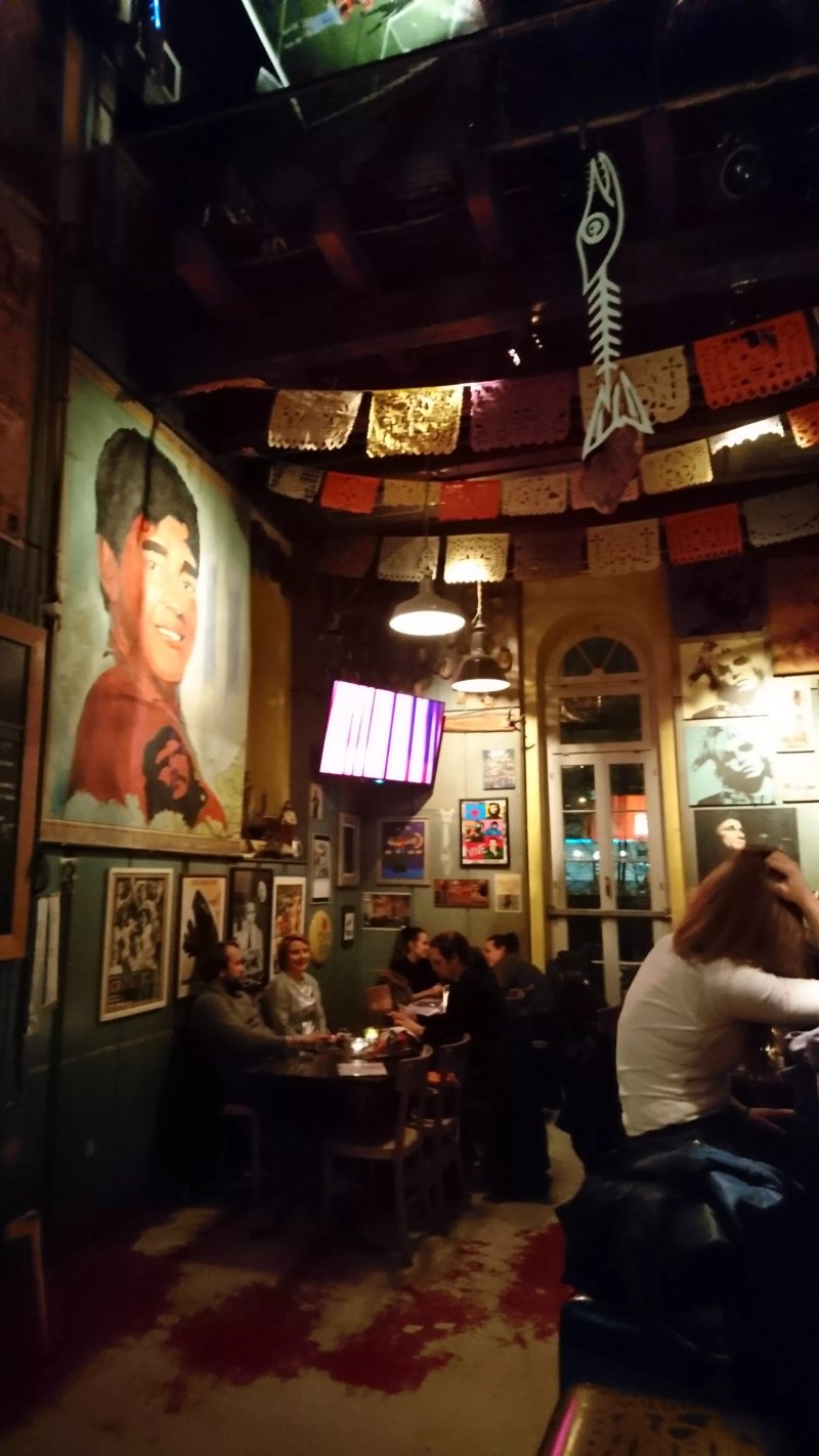 El Lokal