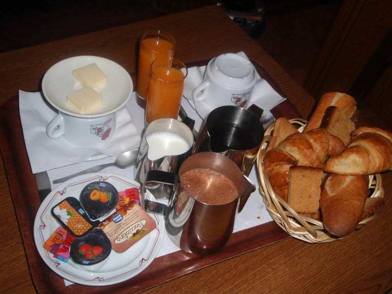 AK Hotel