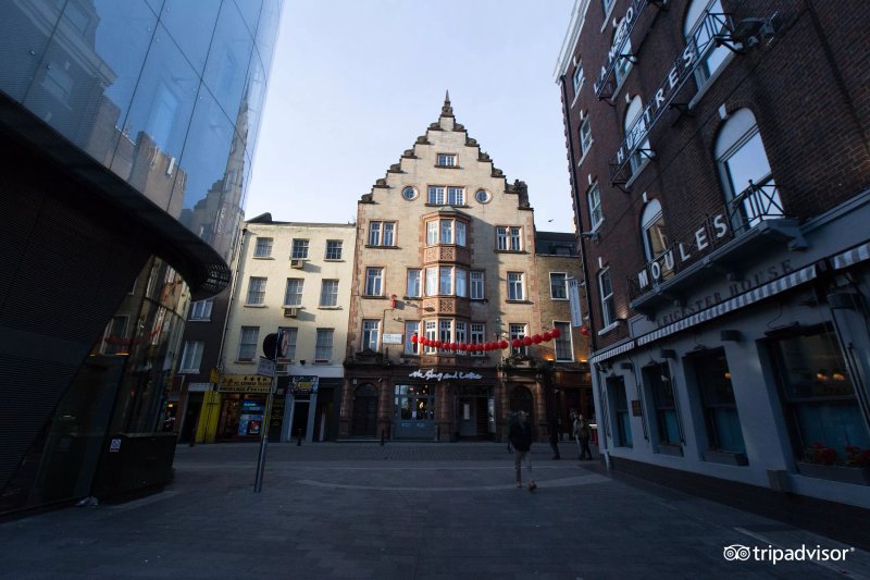 Leicester House Hotel