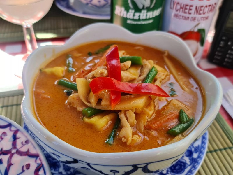 Pad Thai Res. und Take