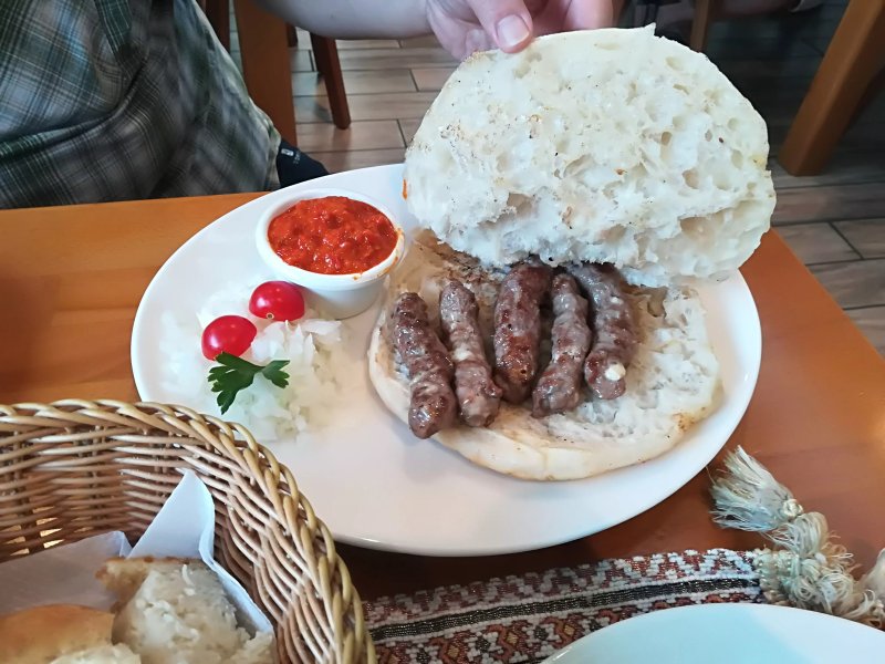 Saraj Restavracija