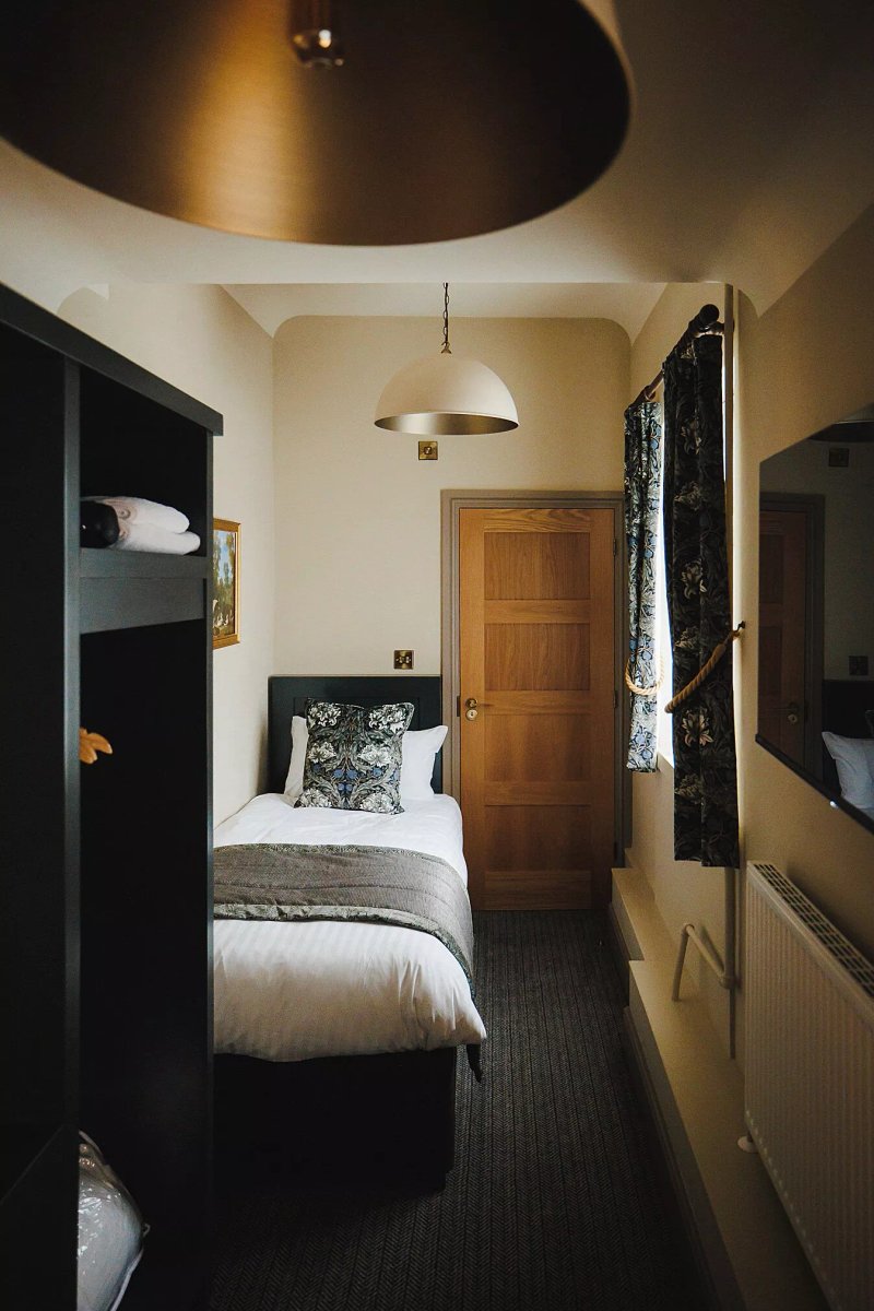 The Dukeries Lodge