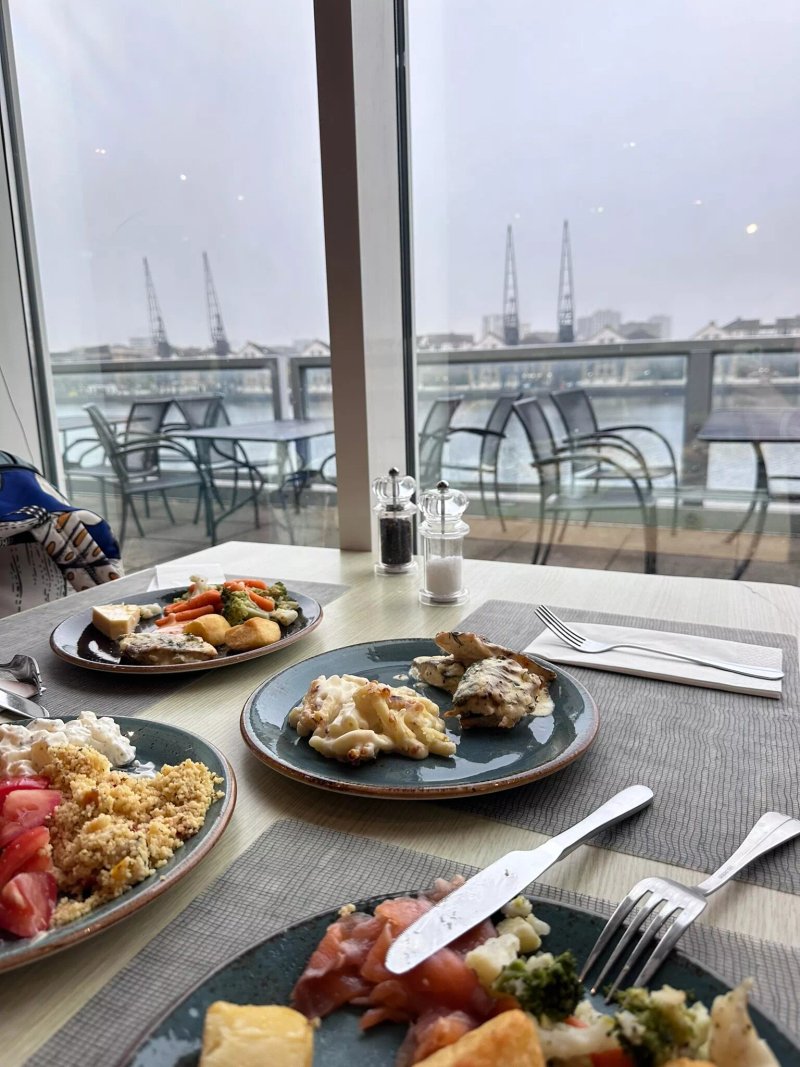 The Upper Deck Restaurant & Bar at the Novotel London ExCeL