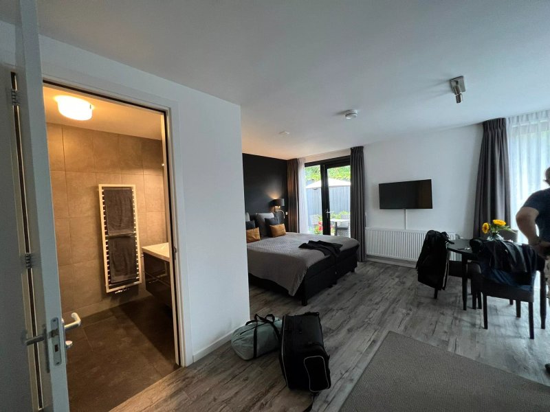B&B 36
