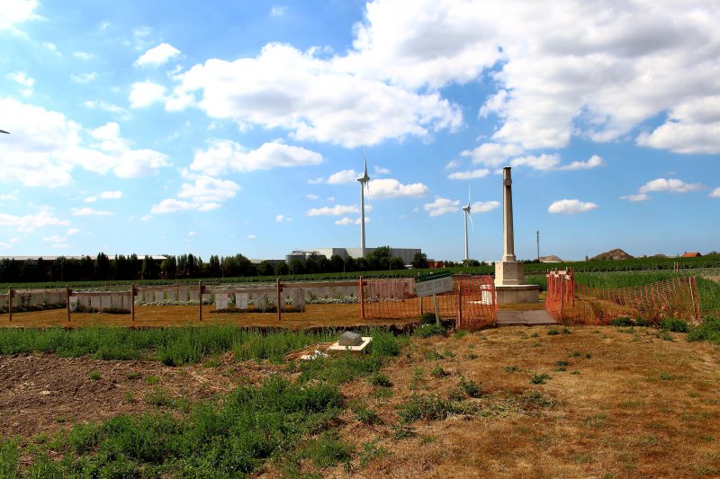 Welsh Cemetery (Caesar's Nose)