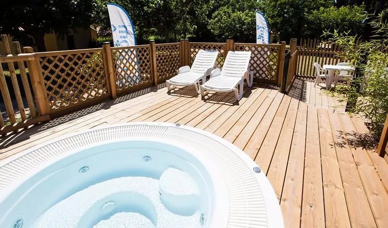 Camping Marvilla Parks - Les Rives du Lubéron
