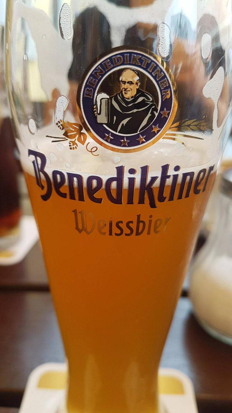 Zur Borse