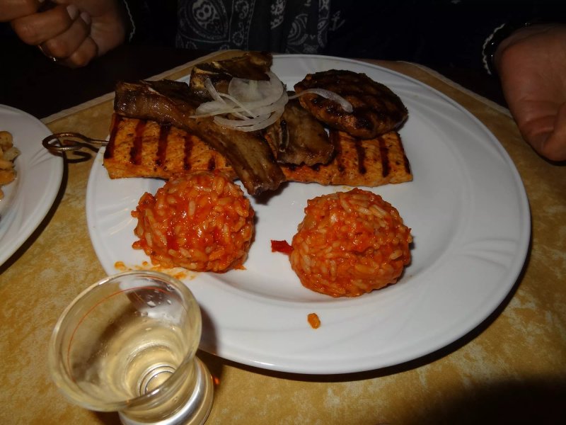 Akropolis Restaurant