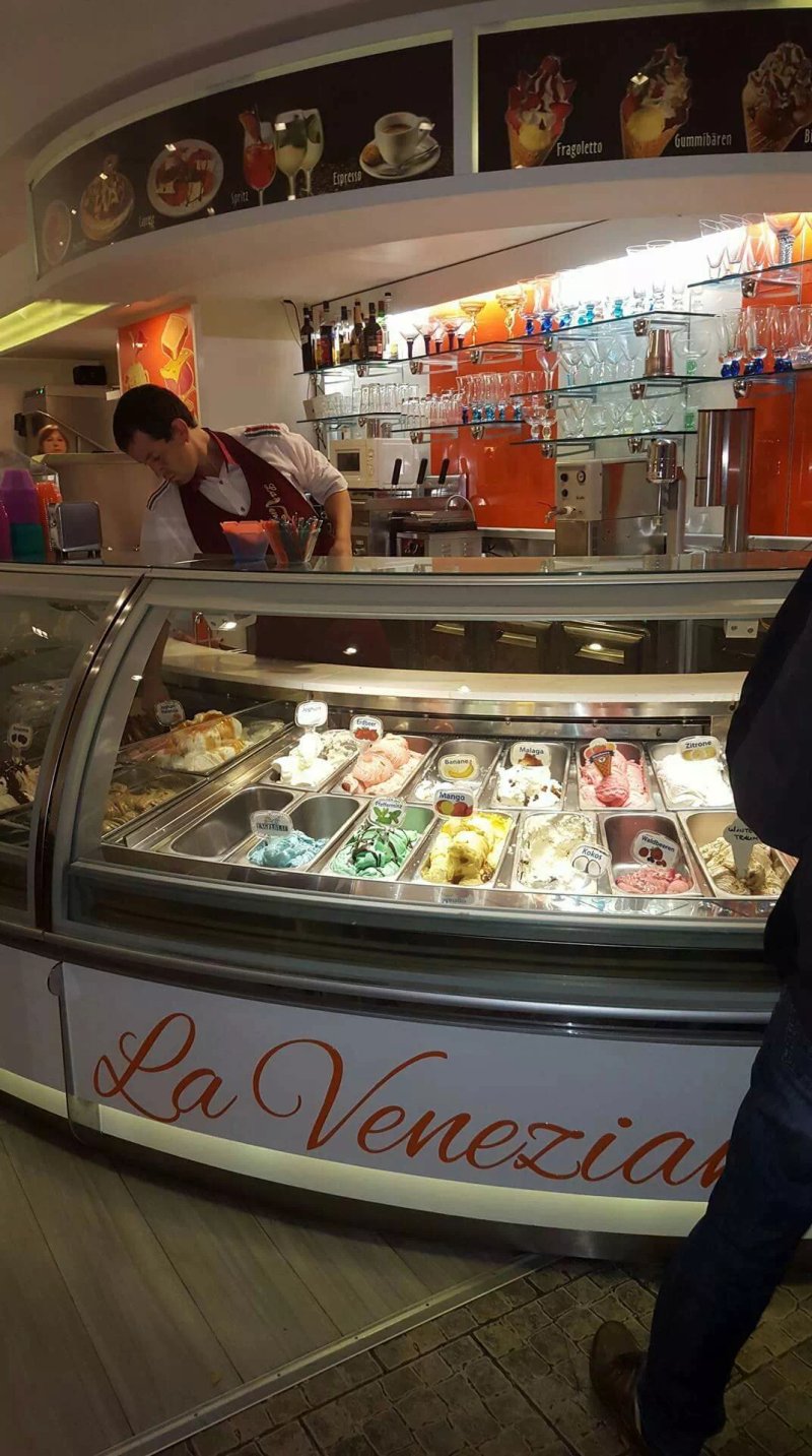 Eiscafe La Veneziana ice&coffee
