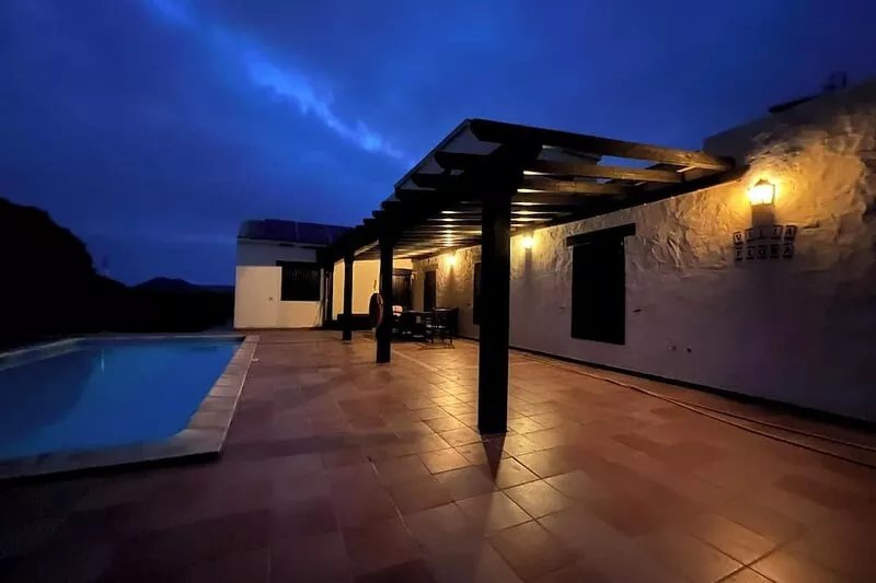 Charming large 4 bedroom villa with a private heated pool, Fibre WiFi plus more.