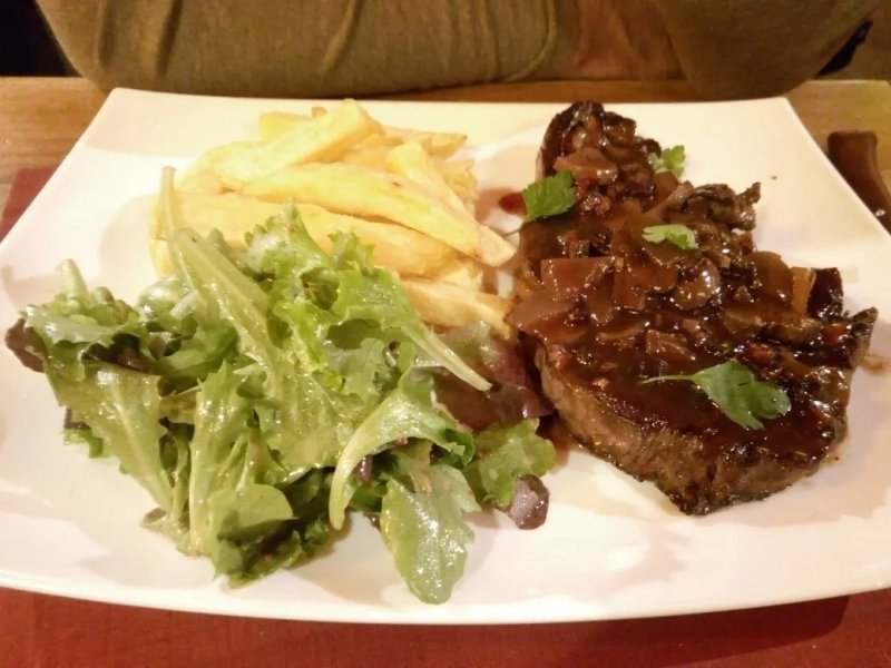 Le Bistrot 9