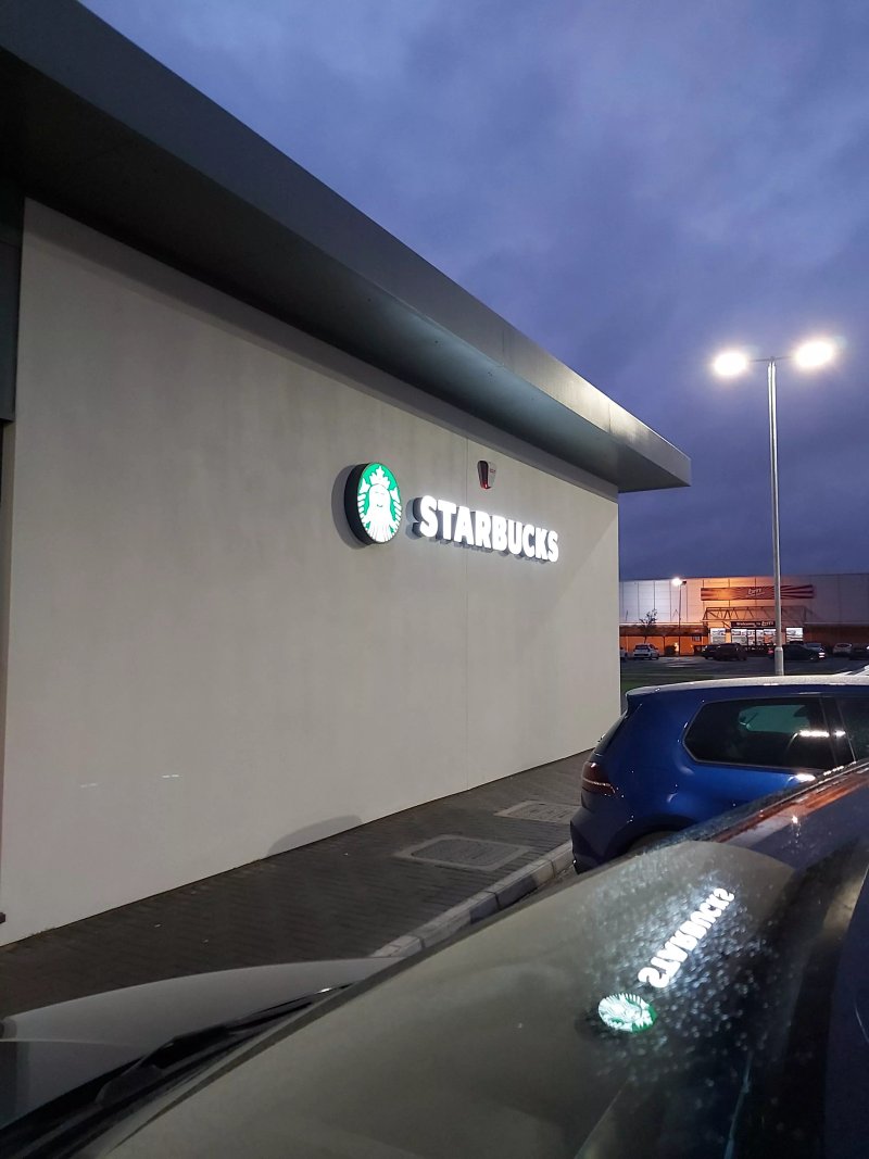Starbucks - Junction One