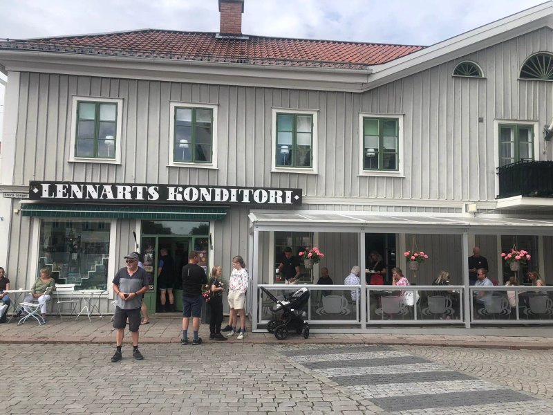 Restaurants & cafés