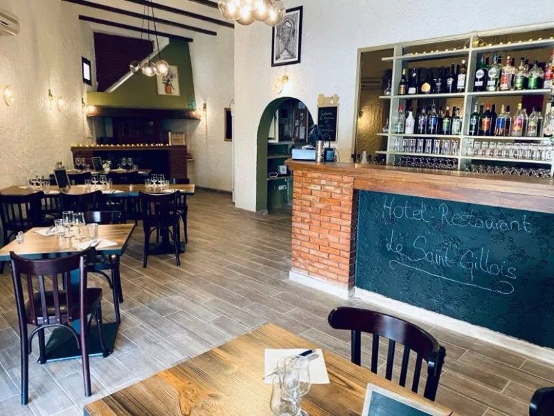 Hotel Restaurant Le Saint Gillois