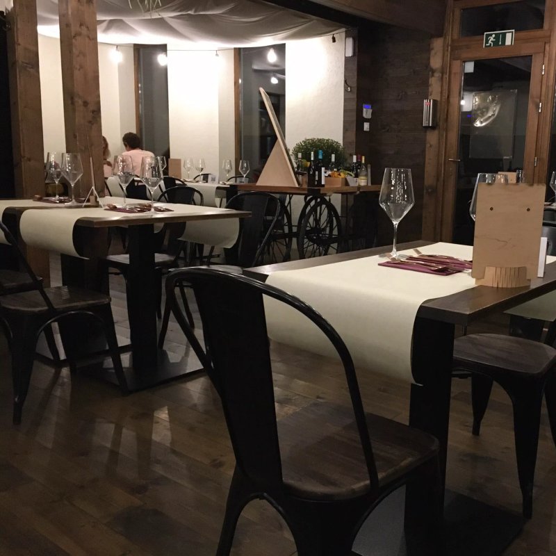 Ropogos Bistro & Garden