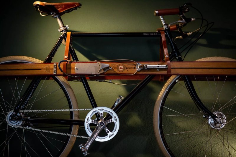 Velo Cafe & Bar