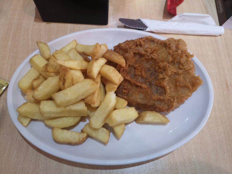 Busy Bees Cafe & Takeaway
