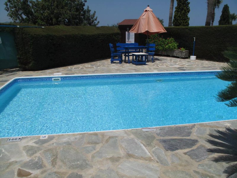 Chriseleni Villas