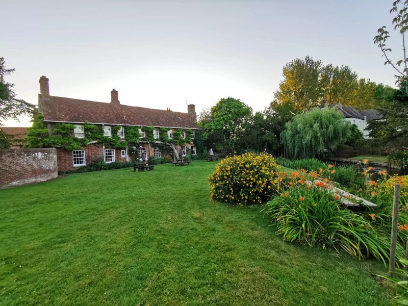 Bridge Farmhouse