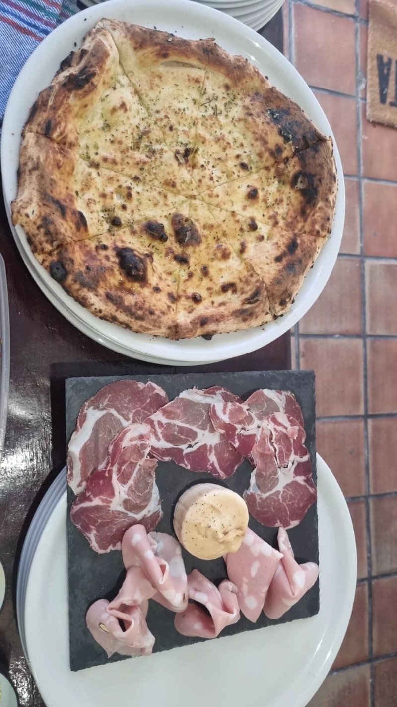 Capatosta - Pizzeria Di Quartiere