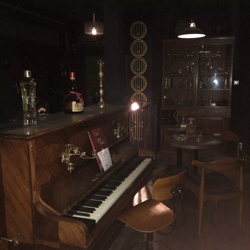 Loop's Pub