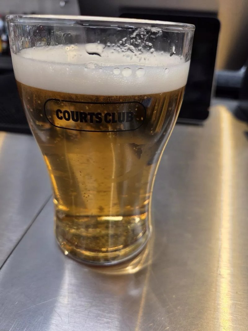 Courts Club